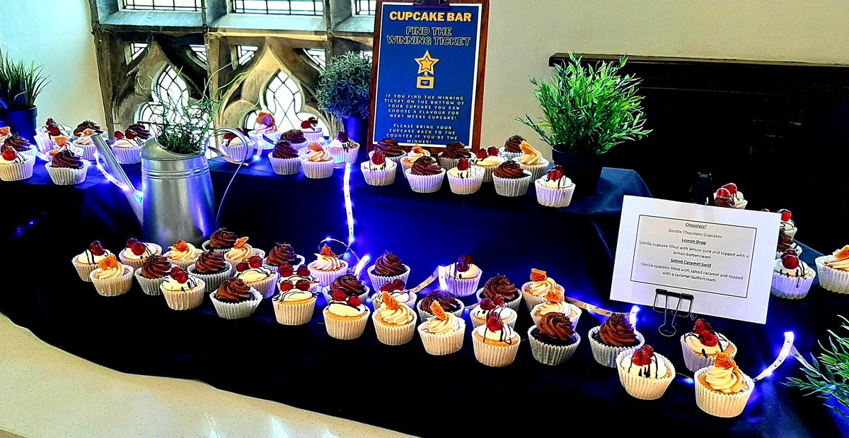 ChrisPennycott's tweet image. The Cupcake bar was once again a winner today. A big Thank you to our amazing pastry chefs @sarahpastrychef @TA3SodexoChef @SodexoUK_IRE
