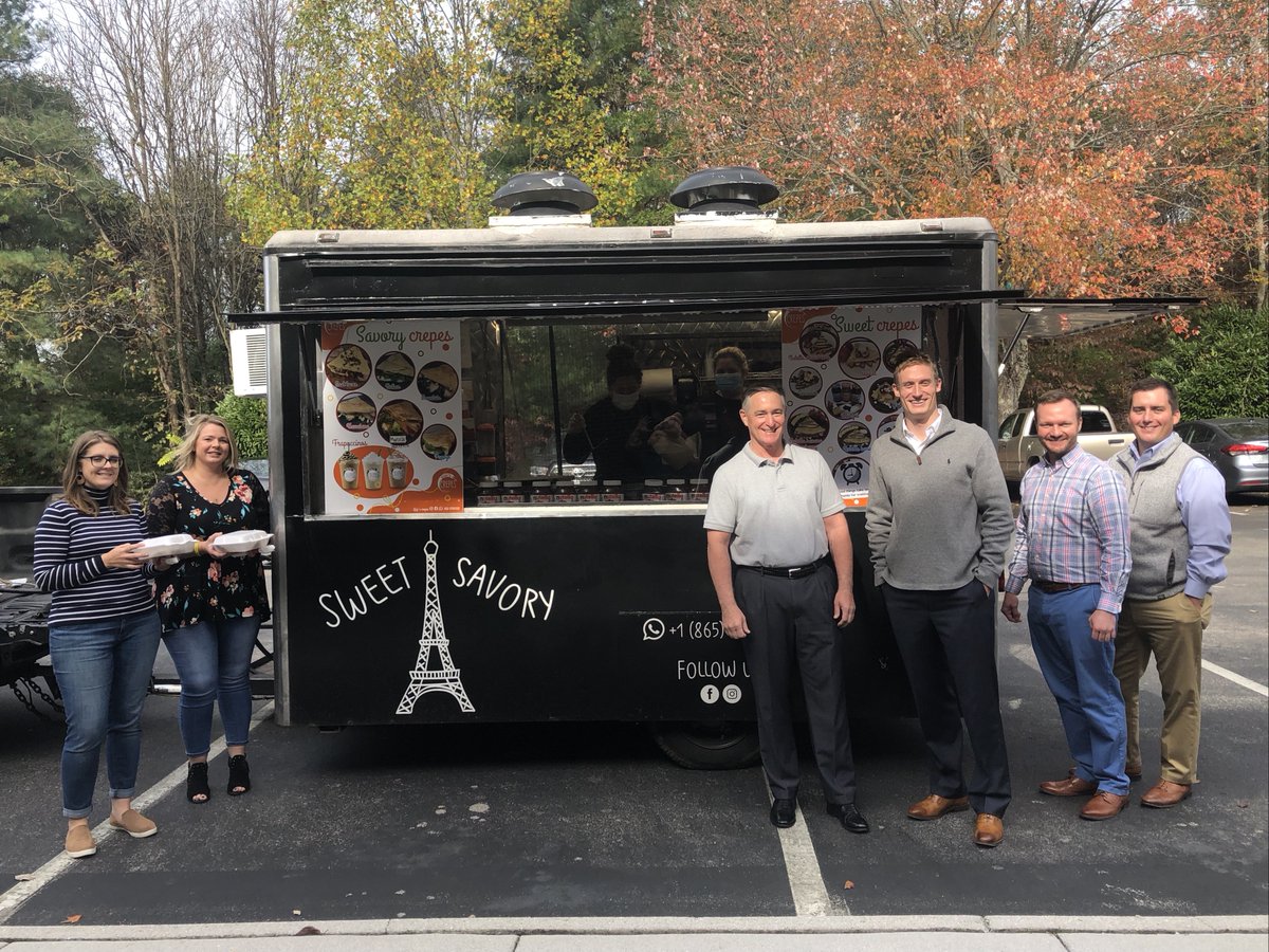 RatherKittrell's tweet photo. Oh, crepe, we really love thin pancakes! 🥞🥞🥞
#crepeday #crepes #ratherandkittrell #crepes #dessertlovers #welovecrepes #crepedayattheoffice https://t.co/Ltn8aTKDKV