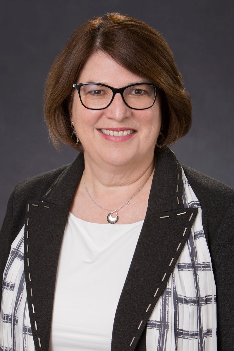 GSColo's tweet photo. Congratulations to Metro Denver Woman of Distinction Helen Drexler, CEO, Delta Dental of Colorado! She has been named one of Denver's most admired CEOs. https://t.co/RBcjjg9bK7 @DeltaDentalCO #GSColo #GirlScoutsGiveBack #WODDEN https://t.co/ar4WMccTBM
