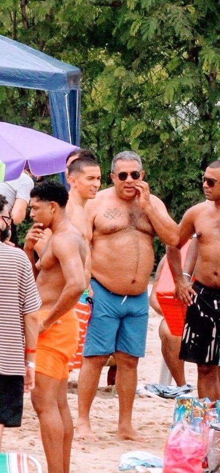 AdaoUrsao's tweet photo. Eu só consegui ver uma coisa. Nem sei quem é esta mulher. https://t.co/qasj9OaaXd