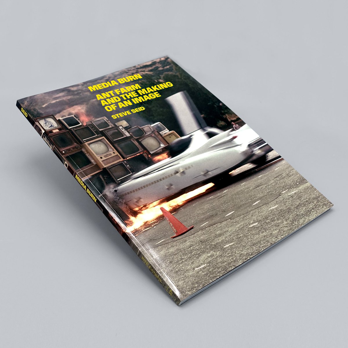 InventoryPress's tweet photo. NOW SHIPPING — Media Burn: Ant Farm and the Making of an Image and Matt Keegan: 1996. Available via https://t.co/WPUubm1EB0 https://t.co/KEwzwQUKmZ