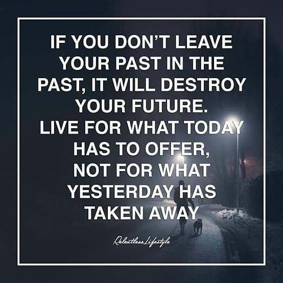AttitudeFfsa's tweet photo. Stuck in the past 
Sometimes, if something bad happens to someone, they are so traumatized that they always live in the shadow of that event. #DSD #NICDAM #ffsa_facilitation #sbc #yolo 
#tremor https://t.co/fYj22zOQTu