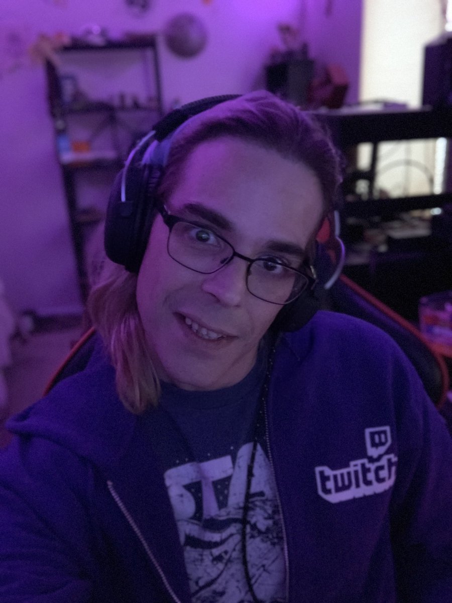 NerdyKhryzza's tweet photo. I just went Live on @Twitch Been too long, so come chat with me a #TransgenerWoman on #TransAwarenessWeek Just might play a game as well. #CouchTime #Chat #6mo #Gamer #Geek #Nerd 
https://t.co/d6ALVHsbzw https://t.co/Zemb5nPP5J