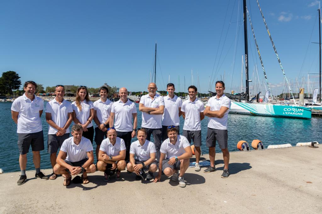 Frederic_Puzin's tweet photo. Je suis évidemment déçu pour @nicotroussel, pour @CORUM_LEpargne et pour tous ceux qui nous ont soutenus. Nous avons beau savoir que l’aléa technique fait partie de la course au large, cela reste dur à accepter. 1/3 ⬇️⬇️ https://t.co/7yNHVs70Uy