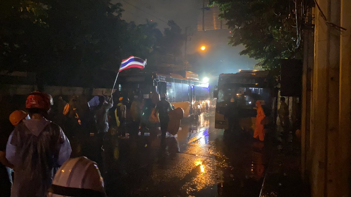 Another day at work.  #ม็อบ17พฤศจิกา