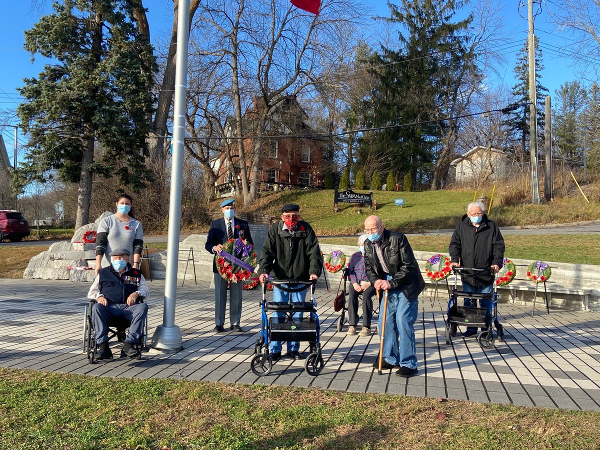 WestOnline's tweet photo. Six veterans call #CarpCommons home. They couldn't attend the #WestCarleton War Memorial service on the 11th hour of the 11th day due to #COVID19. So they held their own memorial (FREE ACCESS COURTESY @WestOnline's COVID-19 COMMUNITY SERVICE POLICY): https://t.co/8jlLfWbKxF https://t.co/4zXXycD4Oa