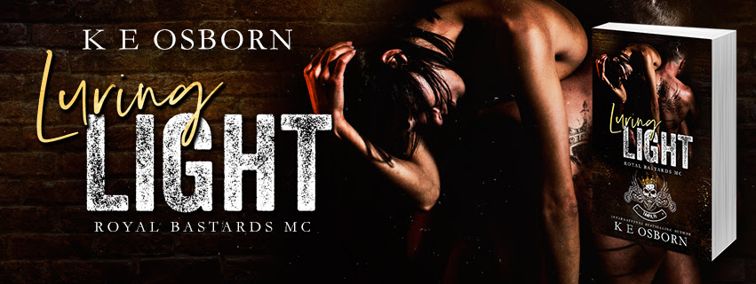 Dark Syde Books tweet media