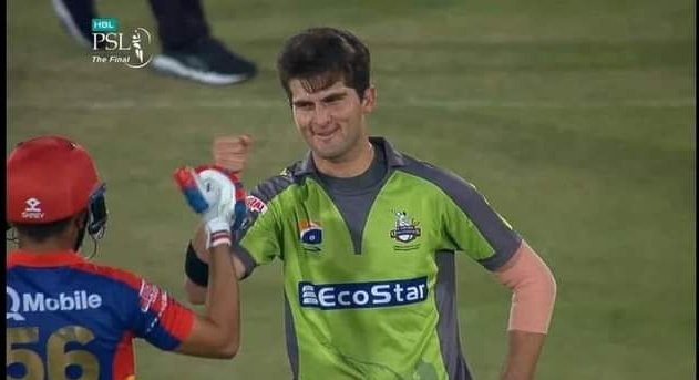 JahanZaibb_'s tweet photo. Pic of the Day.❤️😍
#KKvLQ https://t.co/END9hmhiKT