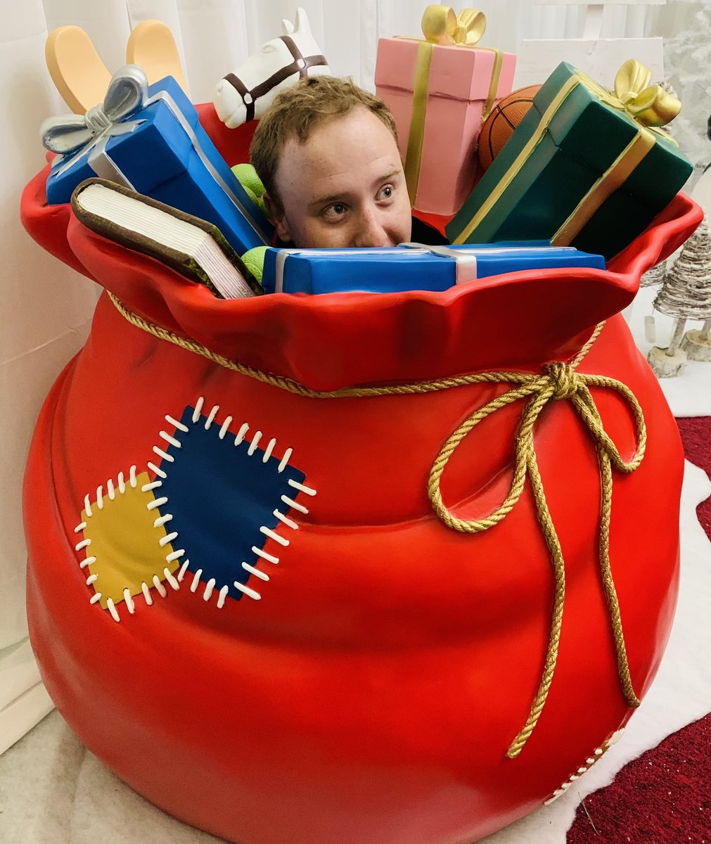 #jccrewdoxmasprops #jccrewdoxmas #props #Christmas2020 #covidsaferoomdressing