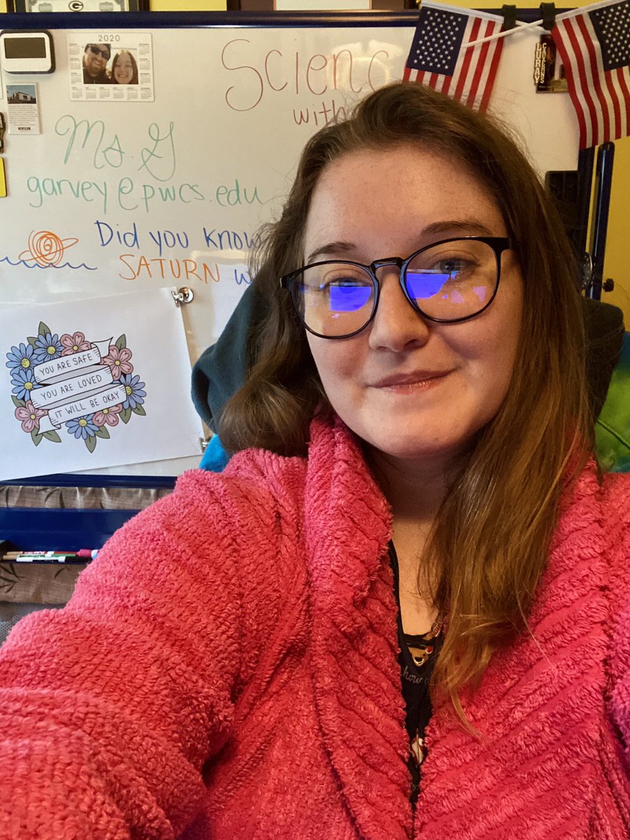 msgarvey_'s tweet photo. Thankful for spirit days that make pajamas the outfit of #Champions! I could rock this look every day! #GFHSSPIRITWEEK2020 @Gar_Field_HS https://t.co/P7H23h2fXm
