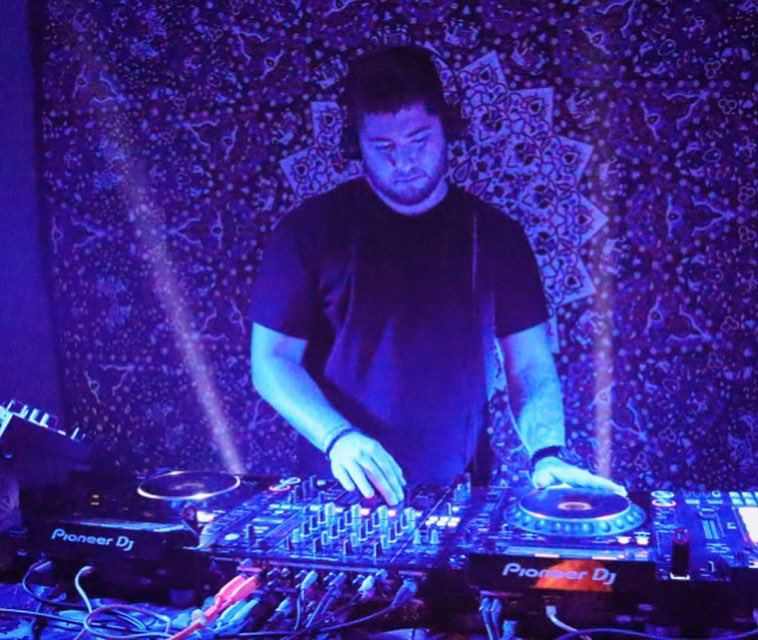 jimmystuart_'s tweet photo. Back on the @spacetacotues livestream tonight. Opening it up with some groovy stuff 6-7:30pm. Link in bio. #LetsGetGroovy https://t.co/eOpBd89per