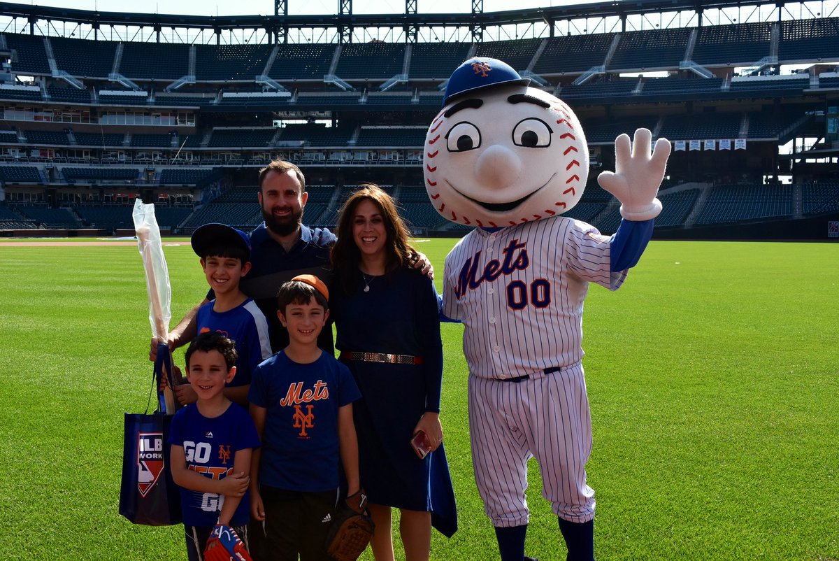 Book Your Exclusive Citi Field Tour Today! 🙌

Bring your group behind the scenes for an exclusive private tour of <a href="/CitiField/">Citi Field</a>! Tours can be customized to accommodate groups of all sizes. Get access to the most exclusive, private spaces at the ballpark.

ℹ️👉 tours@nymets.com