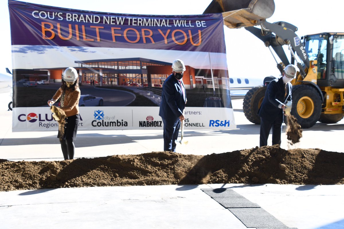 BNTreece's tweet image. When federal, state &amp;amp; local officials work together, we can accomplish great things. Proud to break ground on the new @FLYFROMCOU. Thank you taxpayers, @RoyBlunt @GovParsonMO @Munychoi4545 @CoMoGov @COMOChamber @CarrieTergin for support of this project.