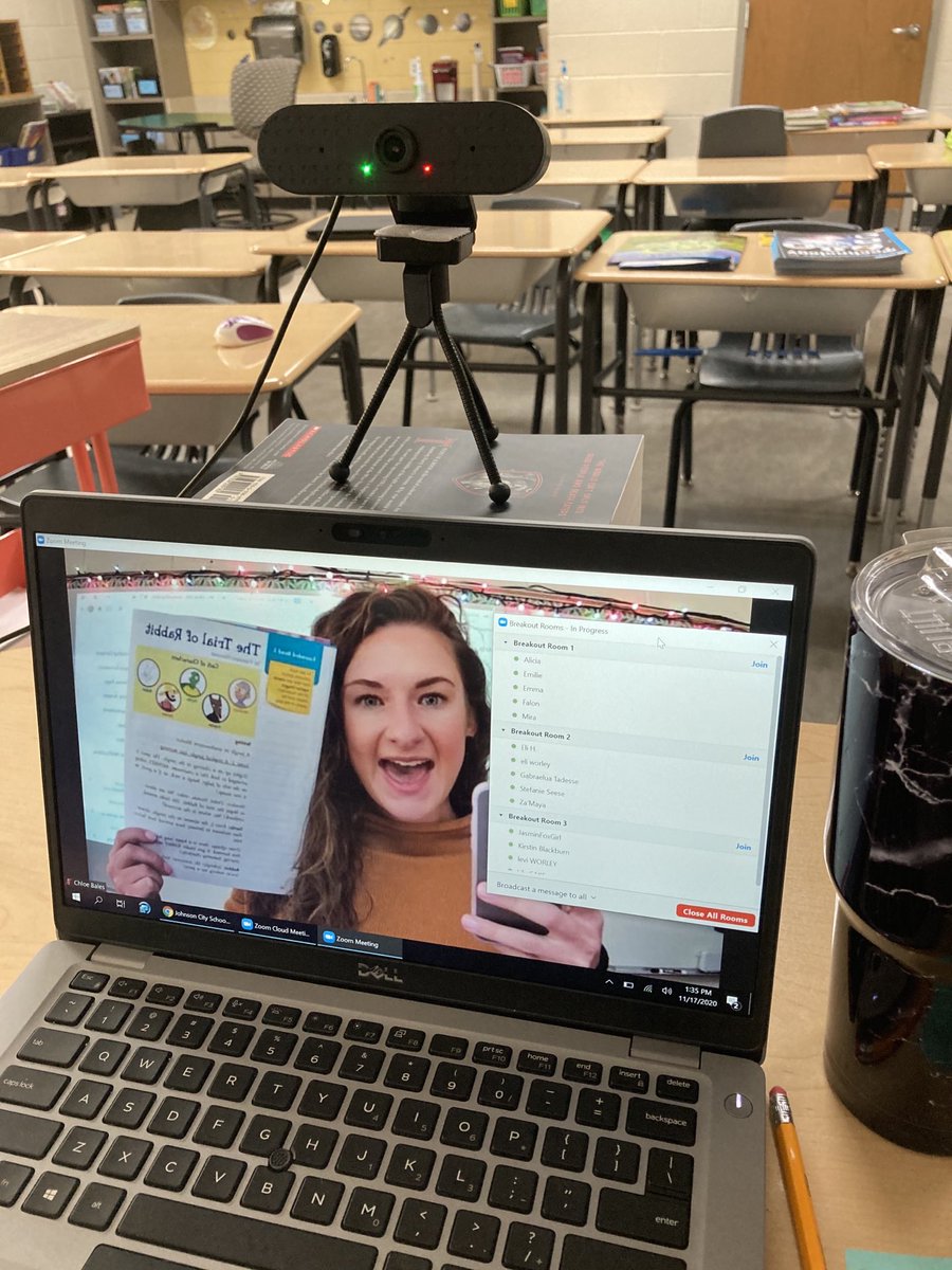 What an exciting way to practice a drama!! #breakoutrooms #Zoom #remotelearning ⁦@Fairmont_JCS⁩ ⁦<a href="/jcityTNschools/">JohnsonCitySchools</a>⁩
