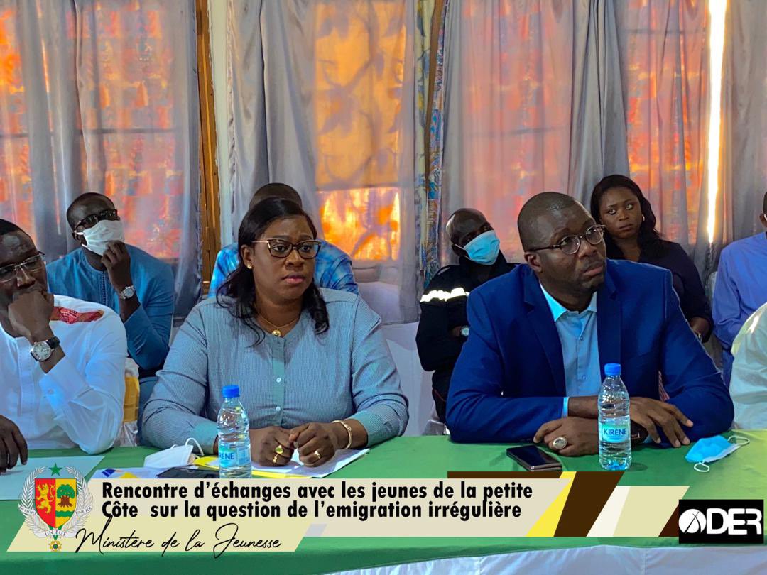 #MinistèreDeLaJeunesse
#MinistèreDeLaFormation
#Der
*A MBOUR*
Rencontre d’échanges avec les jeunes de la petite côte sur la question de l’émigration irrégulière.