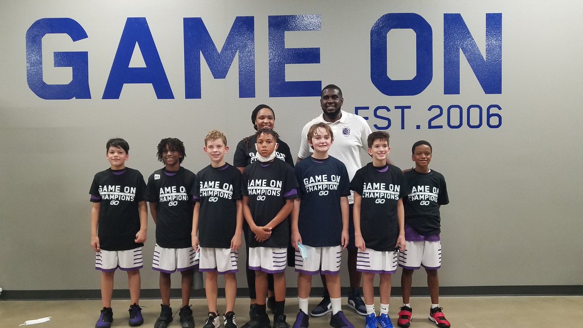 Kellertexansbb's tweet photo. Congratulations to our 5th grade boys on winning back to back championships @gameoncomplexfw Fall and Winter league. #wearekellertexans #kellertexansbasketball https://t.co/GlOGZEbedS