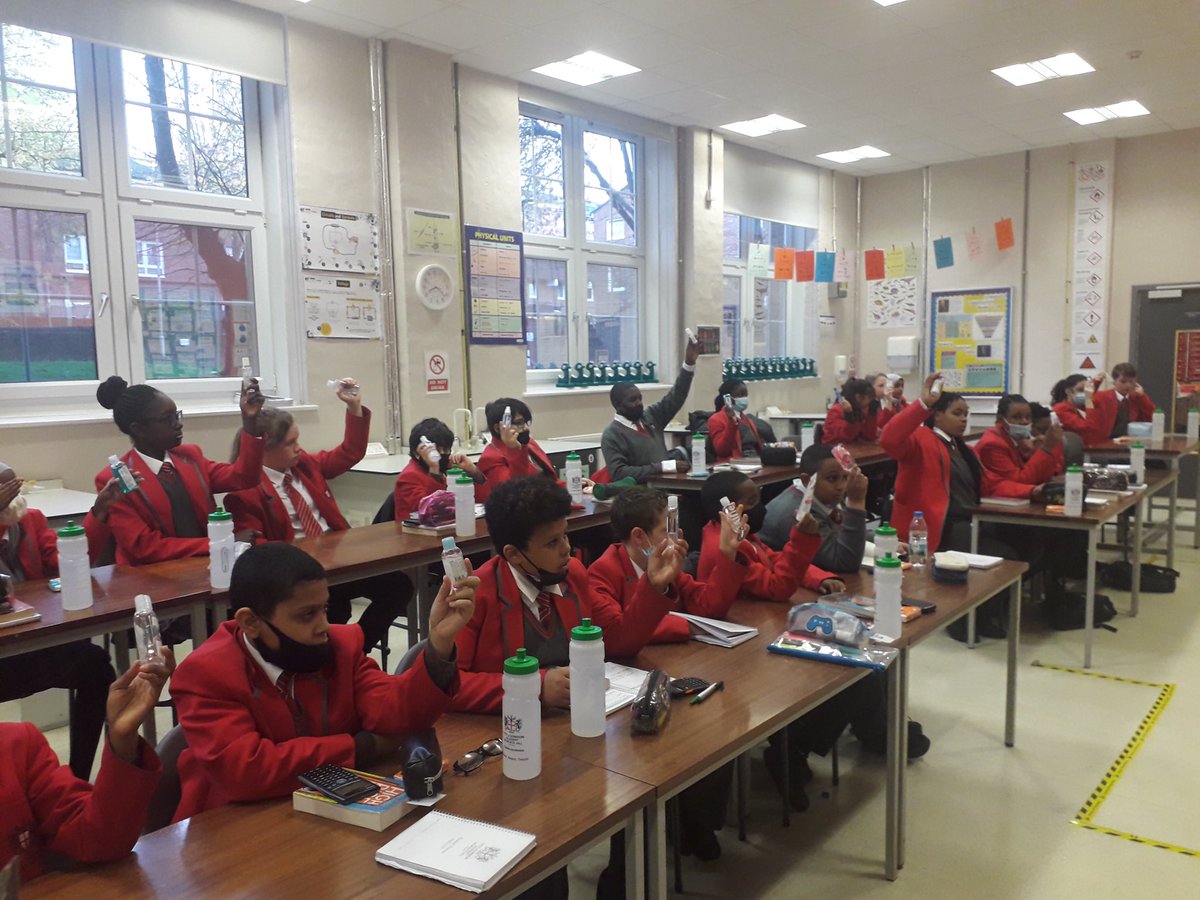 COLA_Highgate's tweet photo. Some ACS highlights from last week #COLAHH #EquipmentCheck #ViolinLesson @misst_music #ReadingLesson #SilentReading https://t.co/8y7fnG6NQn