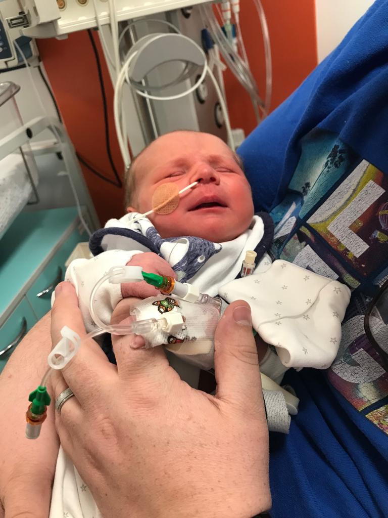 AlexDaviesJones's tweet photo. 📌 Today it's #WorldPrematurityDay &amp; I'm thinking of anyone currently going through the absolute anguish of having their baby in the NICU.

👶 Sadly after #IVF my Sulley came two weeks early and was really poorly

👉 Please know that you're not suffering alone. @NeonatalAPPG https://t.co/ywMQS8xIPz