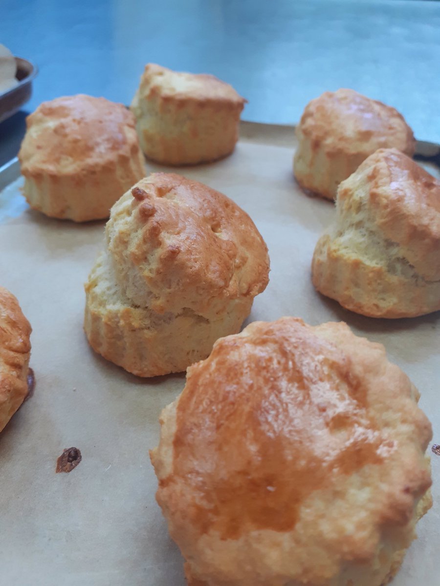 7X3 baked some beautiful scones in hospitality today! #remarkable <a href="/HeadCCA/">Lift Clacton Official Page</a>