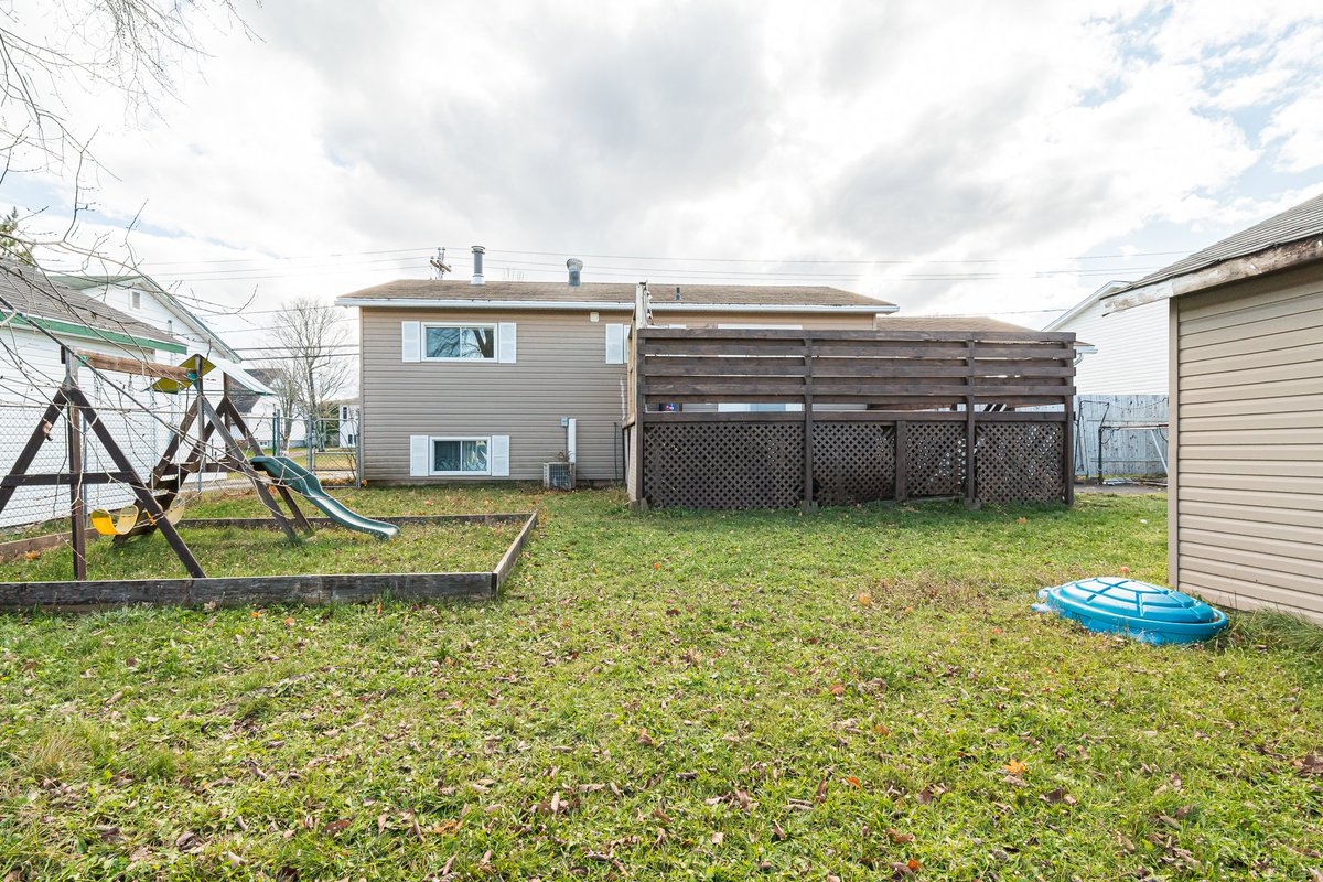 EricMurrayR's tweet photo. 🏠 New Listing - 280 Callowhill 🏠
.
📍 - Riverview
💲 - 160,000
🛏 - 2+1 Non-conforming 
🛁 - 2
.
Eric Murray - Real Estate Associate
📞 - 506-863-8802
💻 - ericmurrayrealestate@gmail.com
https://t.co/ZXwPmuAIBa 
Team Leslie - RE/MAX Avante
.
#ericmurrayrealestate #moncton https://t.co/B4EyzN92FF