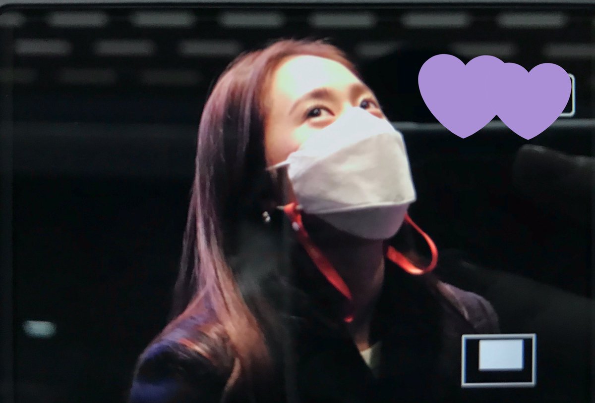 ph090905's tweet photo. 201117 #애비규환 CGV압구정 

#정수정 #크리스탈 #Krystal https://t.co/EorfTsccKR