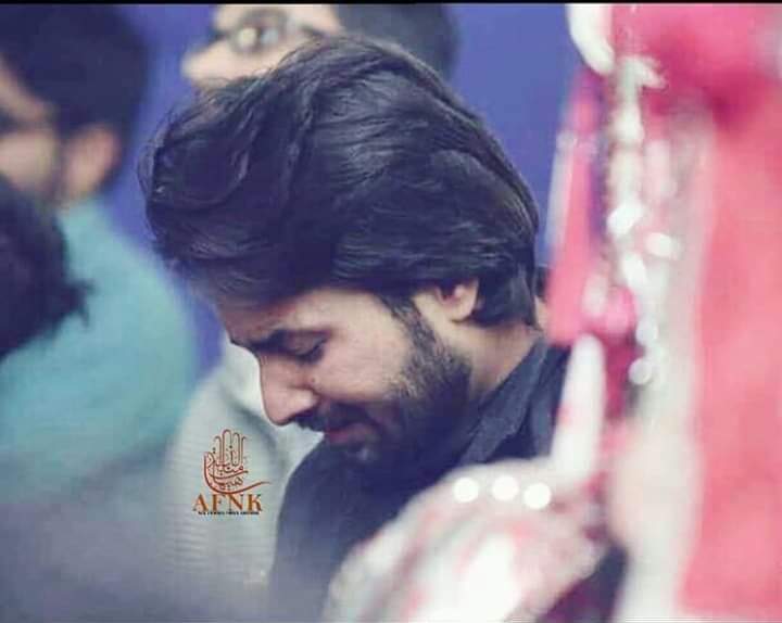 Jariyyaa's tweet photo. 17-11-2018
Black day for Shia community that I wish had never came💔 He served his whole life serving Ahlulbaytع & they rewarded him by keeping him alive in hearts of all the Lovers of Ahlulbaytع
"Gar jeeyon tou bhi tujh pe marun
Aur aese marun Jese zinda rahun"
#SalmanAzmi https://t.co/LAWvT0yxNU
