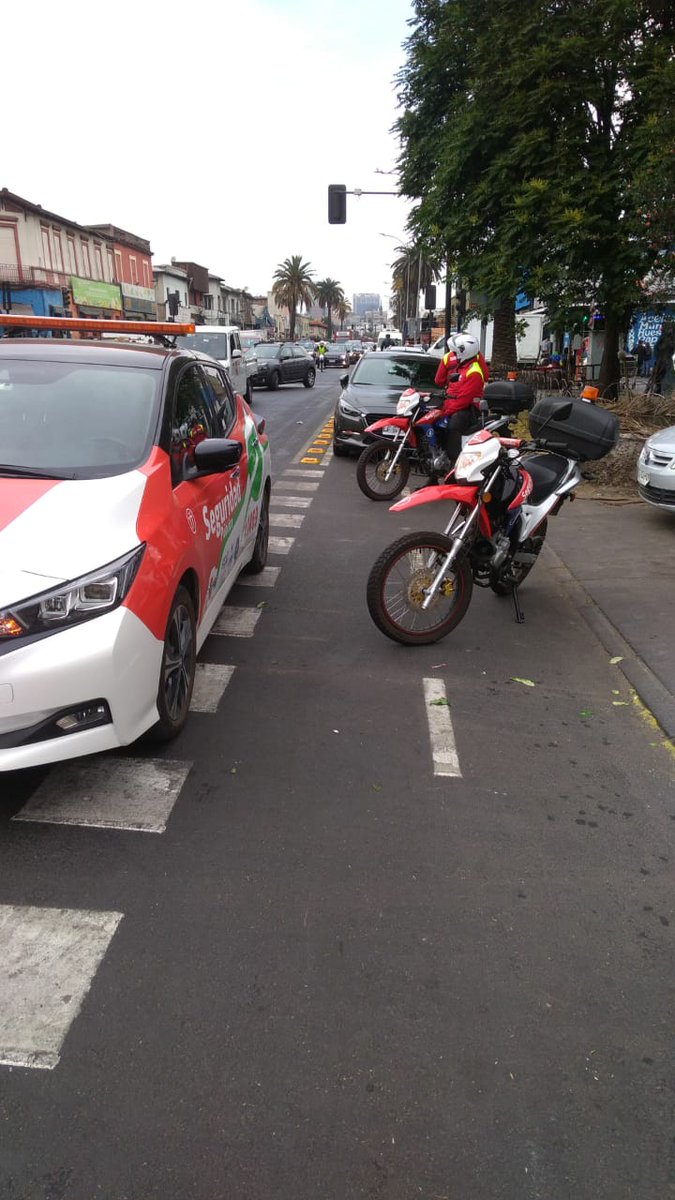 El equipo de <a href="/Seg_Publica_Ind/">Independencia segura</a> está fiscalizando desde temprano en la ciclovía de Av La Paz de Independencia. Entre las 07:00 y las 09:00 hrs. se sacaron 23 partes. ¡Necesitamos la colaboración de tod@s! Para denuncias llama al 1469.

#IndependenciaTeCuida