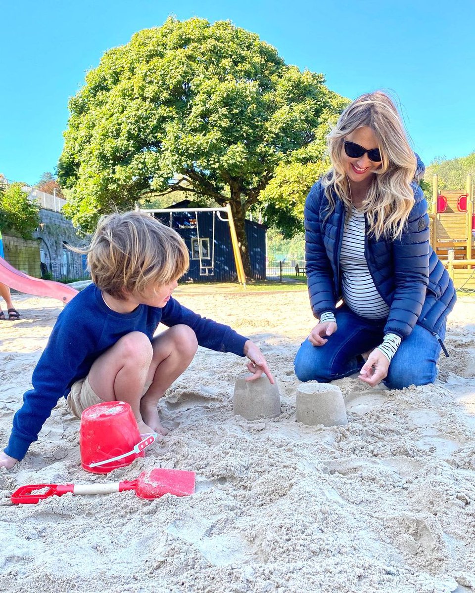 It's been a tough year for businesses so many of them are adapting to focus on delivery or online services. <a href="/ShareASmileSW/">Share A Smile</a> is a new campaign that encourages viewers to help the local economy by shopping local for food, drink, and gifts in the lead-up to Christmas 🌟