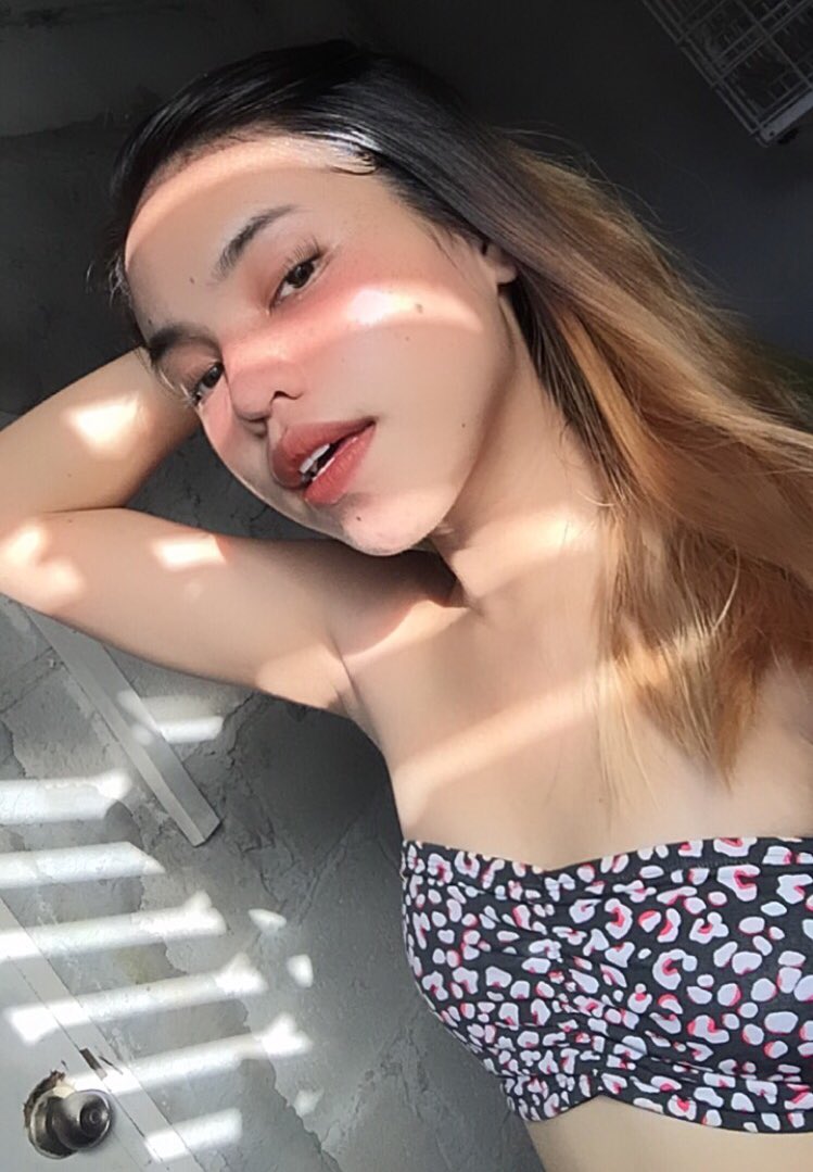 mryjybrcl's tweet photo. Sun kissed 💛 https://t.co/6KNisznwpM
