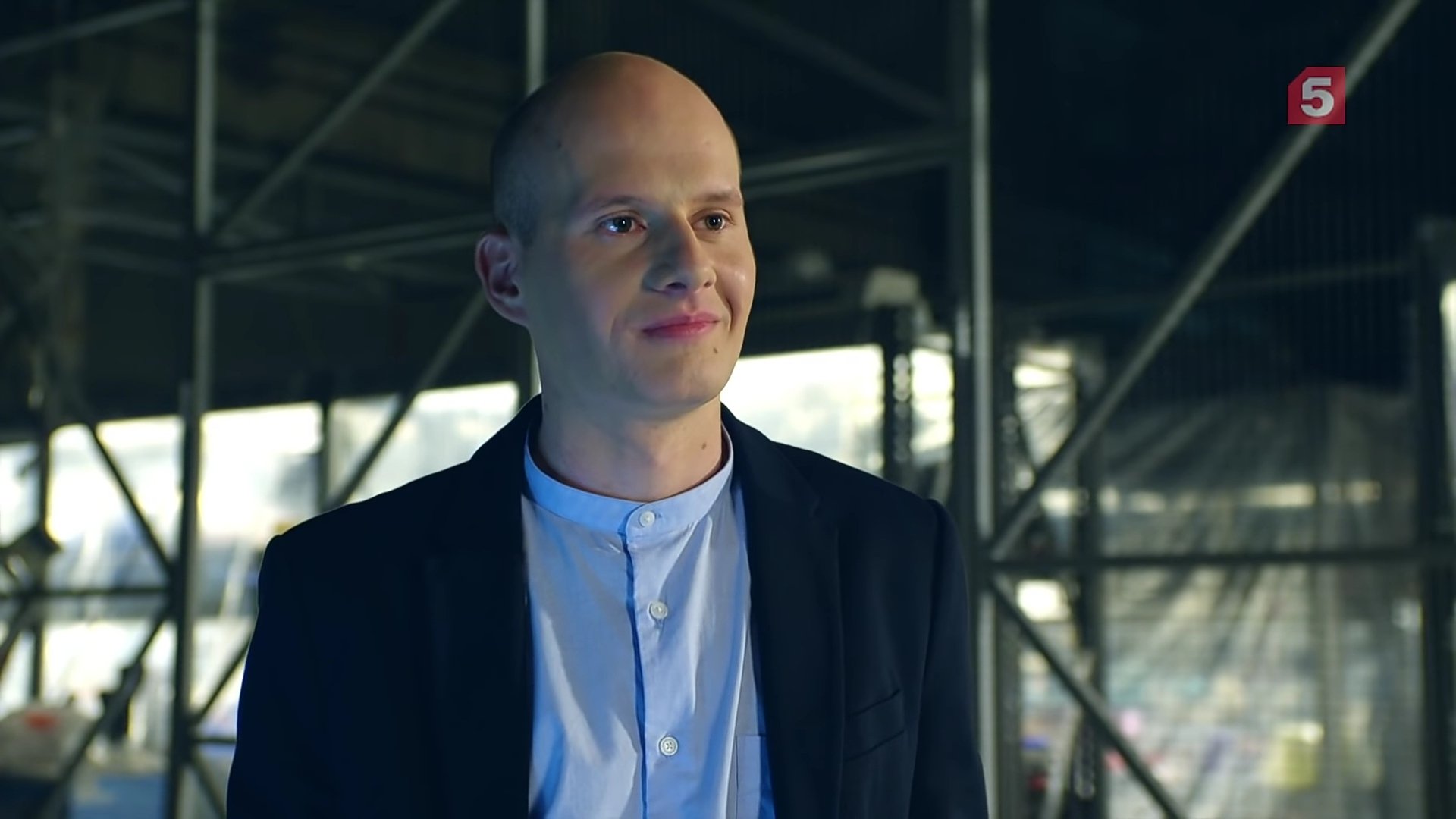 След тукаев ломов. След тукаев. След тукаев. След тукаев. След тукаев.