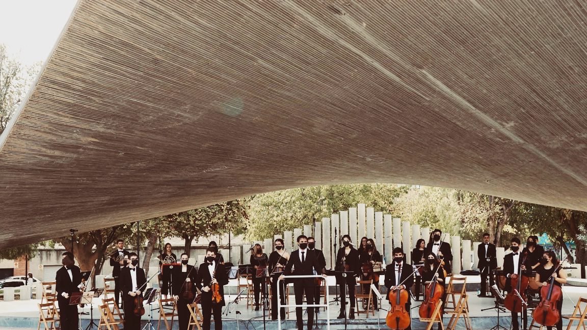 GutierrezPab10's tweet photo. About last concert
Bravi tutti... grateful 🤍
#CulturaSegura https://t.co/Ue4rN0onMh