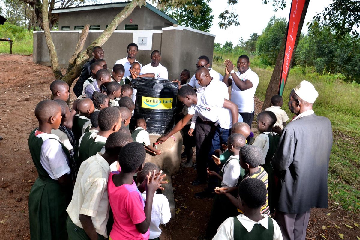 Dreams of the Youth Uganda tweet media