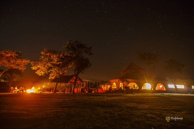 Qrisy_Qrisy's tweet photo. Don't be left out this weekend to the #SamukaEscape at only 180K, Make it on board with ticket from @kiWycliff and also to avail you more details
If its not Samuka then its not an Escape🔥👊🏿 https://t.co/ijeDngXDxI