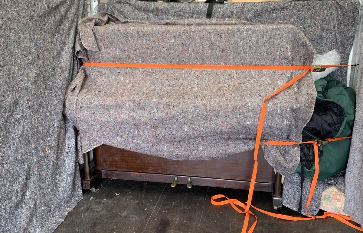 WeRemovals's tweet photo. Transporting a piano 🎹 today for ALLO SOUND Studio great studio ! All items wrapped in protective sheets and strapped In securely 💪🏼🚛 https://t.co/WRnTIvLiIm