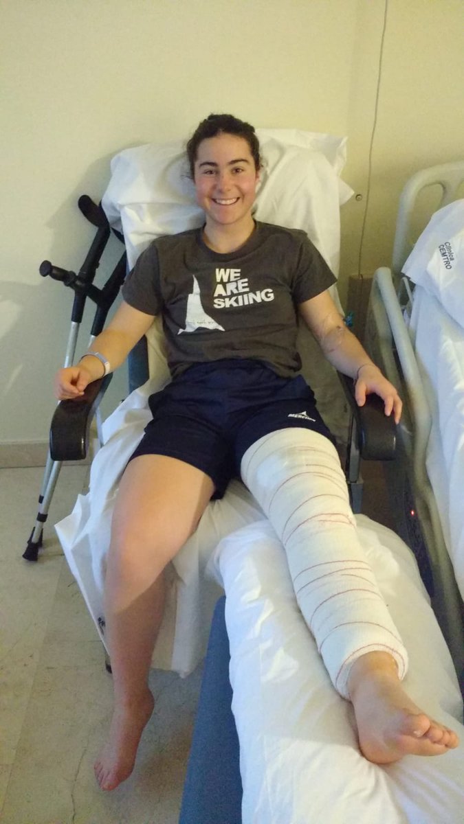 Desde el #candanchuesquiclub enviamos toda nuestra fuerza y ánimo a nuestra esquiadora Jone Gisasola, integrante del @cetdiaragon, que tras lesionarse en la concentración de Tignes ha sido operada este fin de semana, con buenos resultados.
¡Descansa, ponerte fuerte y recuperarte!