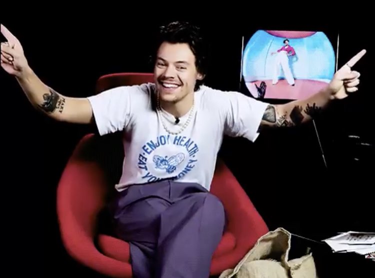 directi0n3rr's tweet photo. good morning today will be a good day for you:)
#harrystyles #HarryStyles #harrystylesgolden #harrystylesvogue #OneDirection #harrystylesstan https://t.co/aYbr5jZzi8