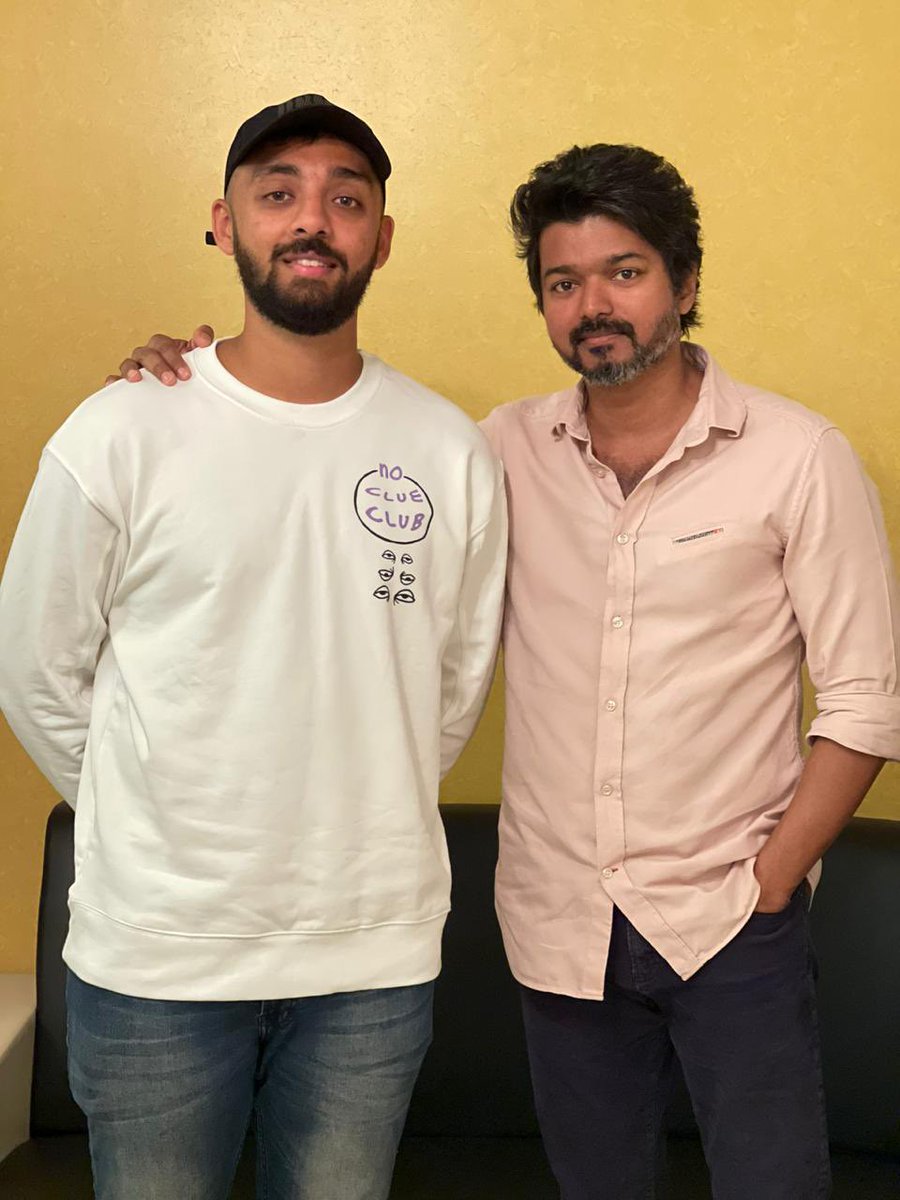 VijayFansTrends's tweet photo. Another image 😎

#VarunChakravarthy #Master @actorvijay https://t.co/US4Vk3dl4W