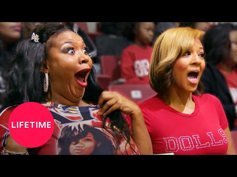 enter the coochie tweet media