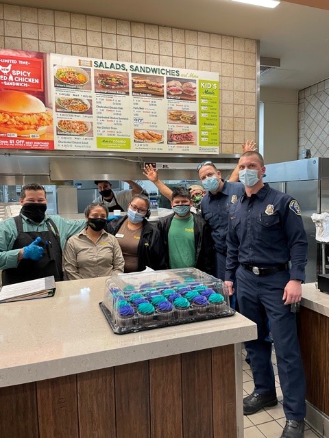 Choose_RC's tweet photo. #TakeoutTuesday - RCFD recently thanked Cafe Rio and Farmer Boys for their continued support & delicious food with some cupcakes! Support our local RC restaurants today by ordering takeout for lunch and participating in this national movement. #ShopRC #RCcommUNITY @RCFD_PIO https://t.co/cs7eN7y9wp