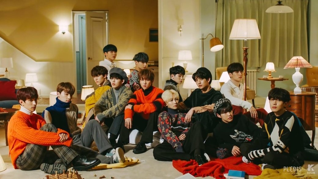 stillwithnochu's tweet photo. #BTSVTXT : home https://t.co/gujPbbf6sY