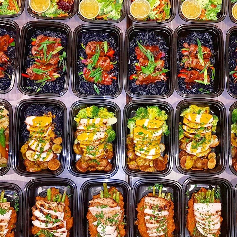 fwluxe's tweet photo. @HalalMealsTO is a great choice if you are looking for healthy and delicious meals. Perfect for a quick family meal, on the go snacks, and school lunches as well. If you haven't had it before, you're missing out and need to give it a try!!
#HALAL #HealthyEating https://t.co/AwHlSjnGEK