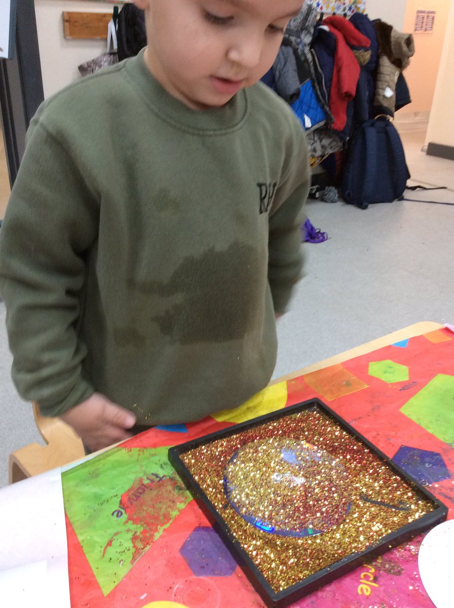 DanesInfAcad's tweet photo. #DIAnursery have used their fine motor skills to use glue to combine glitter and sequins to create a diva tea light holder.#Diwali2020 #MightyCreatives #Artsmarkaward https://t.co/LOPsv6F9C2