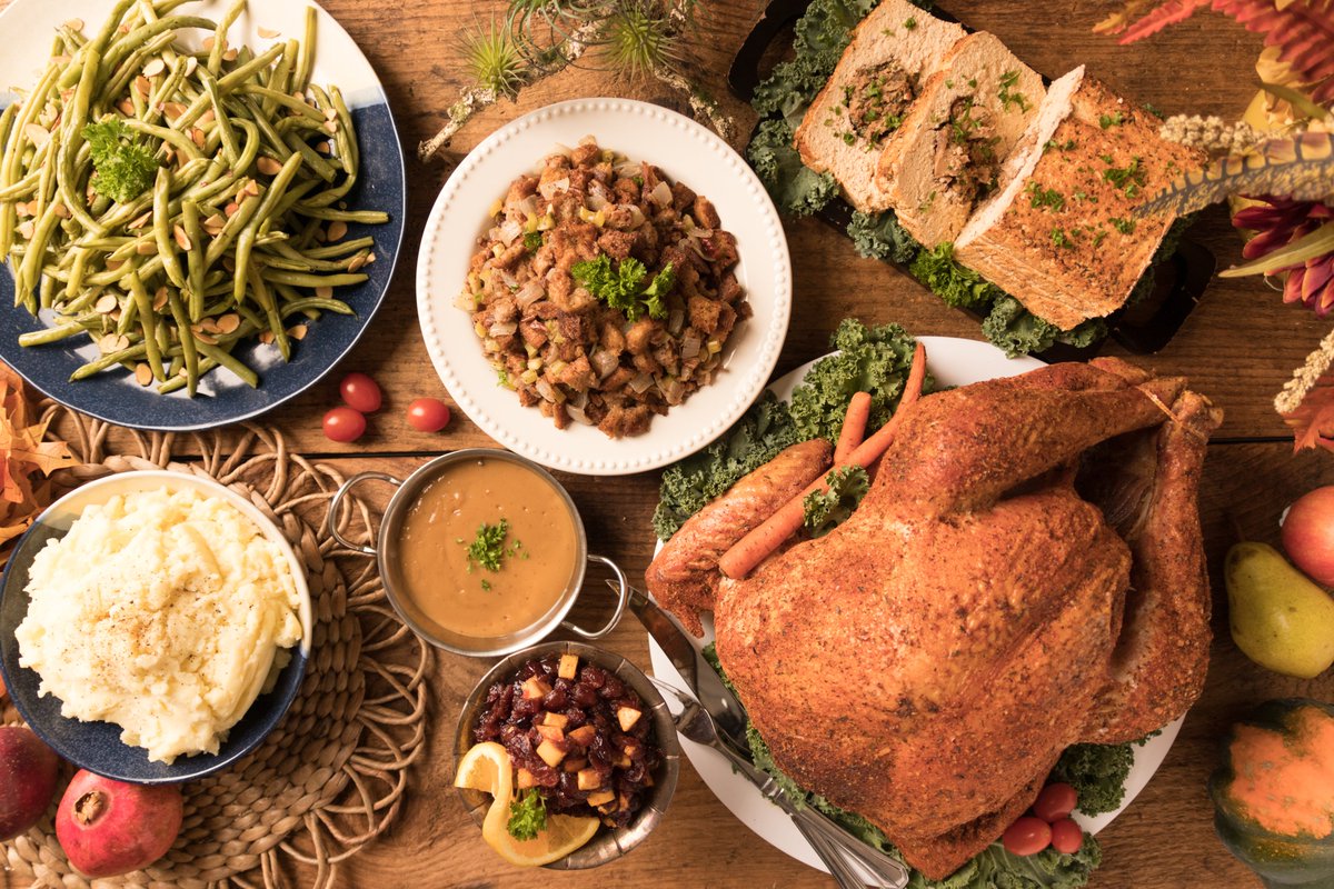 Pre-order your Thanksgiving dinner from Rollin' Oats Cafe! Choose from a fully prepared meal that serves 8 to 10 guests for $99.99, or order just what you need from our a la carte menu.

View the menu here: bit.ly/3pBNxDM #stpete #stpetefl #thanksgiving