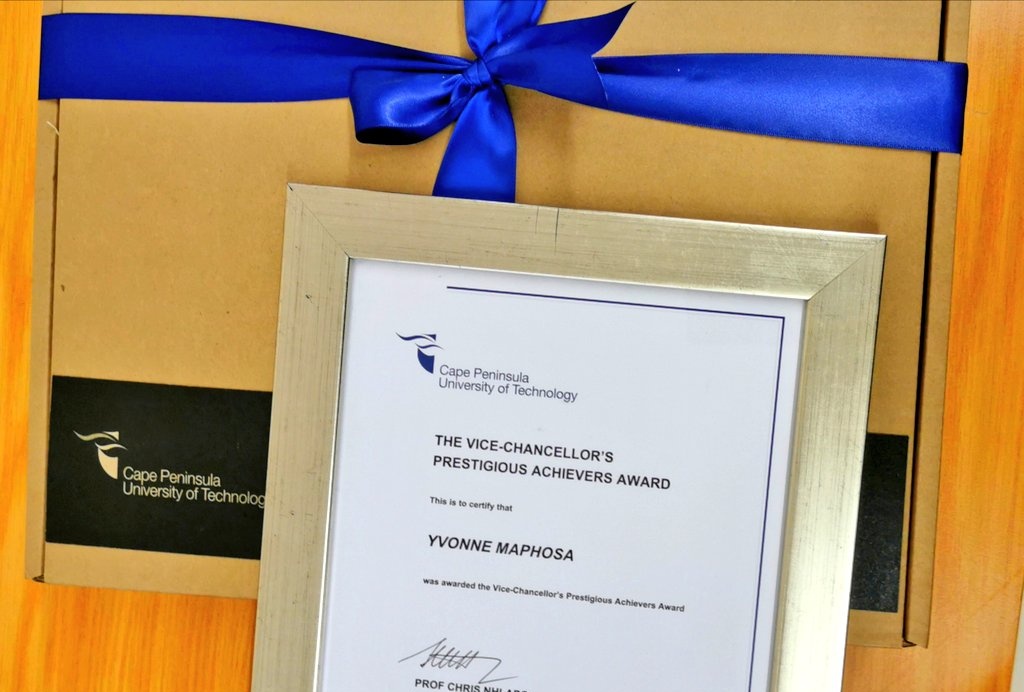 Yvonne_Maphosa's tweet photo. "He annoints my head with oil.
My cup overflows"😭🙌

I received the VC’s Prestigious Achievers Award.
Renowned academics in the highest ranks decided that I make a significant contribution to the research body of knowledge &amp; I'm a 'High Achiever'.

It's an absolute honour 🤩🏆🥇 https://t.co/2RFnYp1Tr1