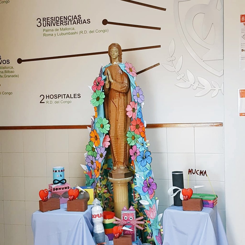 purezalacuesta's tweet photo. Hoy terminamos la campaña del #domund2020 ofreciendole nuestras aportaciones a la Virgen y rezando por todos los misioneros. ¡Gracias a todas las familias que han colaborado! #conectadosalinfinito https://t.co/wGHxJQ1Hvi