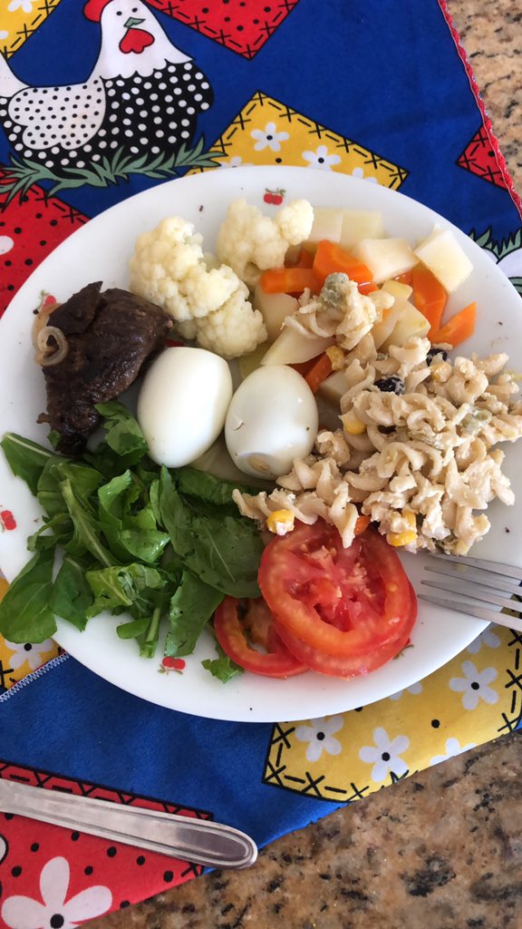 GVarrela's tweet photo. Quando a pessoa te faz bem, faz até na alimentação! 
Gratidão! ❤️ https://t.co/mipb7ansVS