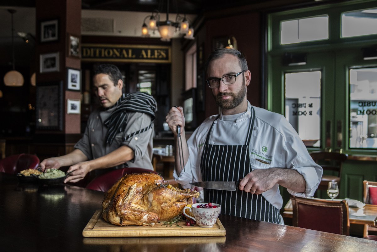 prfirmorlando's tweet photo. Celebrate a traditional Irish Christmas with all the festivities at @RaglanRoadPub at @DisneySprings.
See all the details here: https://t.co/SdYKSV9Epi
#SupportCFLTourism https://t.co/rB2YoP9yZt