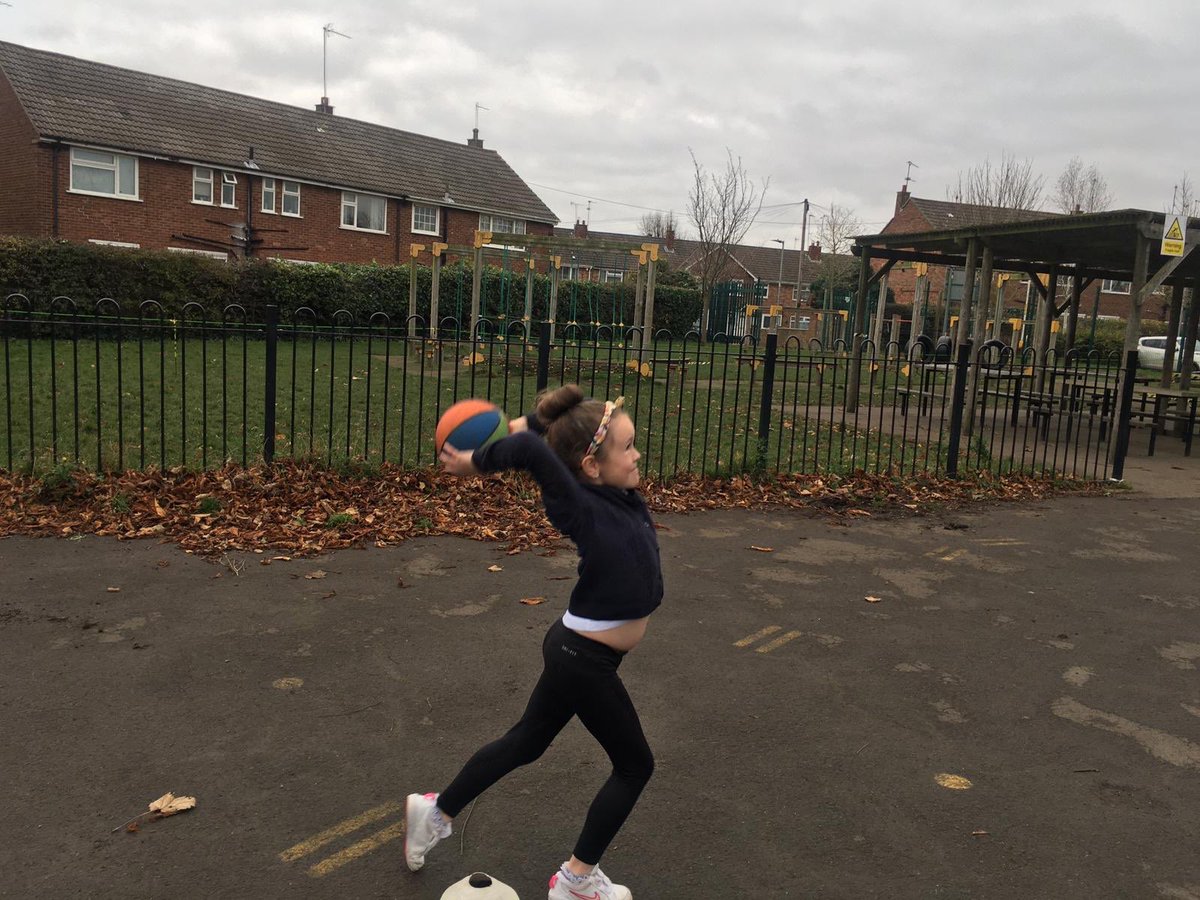 SpringCottagePS's tweet photo. After the sports leaders had set it up, #springcottage4G and #springcottage4U took part in the Basketball Skills Challenge. @HullActiveSch #springcottagesports it was great fun! 🏀 https://t.co/FmyO9cs03M