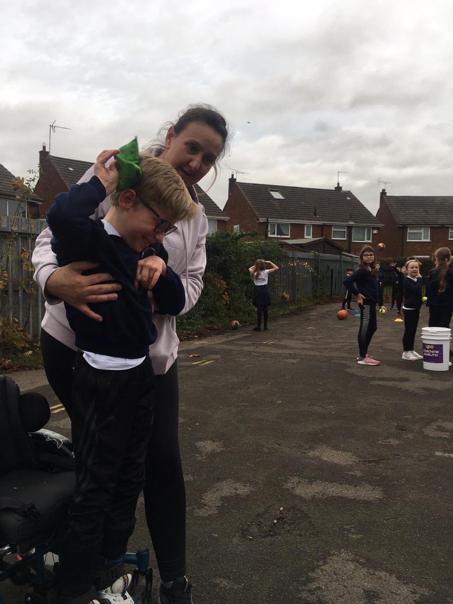 SpringCottagePS's tweet photo. After the sports leaders had set it up, #springcottage4G and #springcottage4U took part in the Basketball Skills Challenge. @HullActiveSch #springcottagesports it was great fun! 🏀 https://t.co/FmyO9cs03M