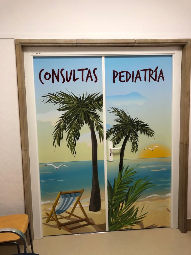 fundacurArte's tweet photo. Hoy queremos agradecer el apoyo de @fundacionTef  y  de la farmacéutica @Jassen de Johnson&amp;Johnson, ya que gracias a ellos hemos podido llevar a cabo la obra de Humanización del Clínico San Carlos de Madrid, dirigida a pacientes pediátricos hospitalizados y afectados por COVID19. https://t.co/VH8GK8m4uw